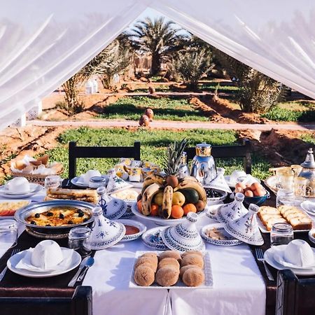 Hotel Oasis Luxury Camp à Merzouga Extérieur photo