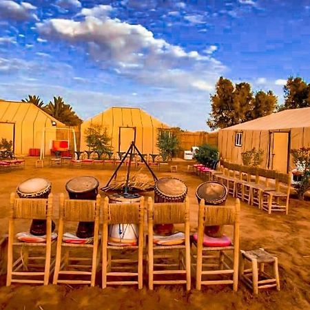Hotel Oasis Luxury Camp à Merzouga Extérieur photo