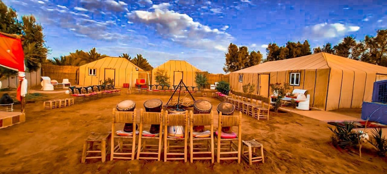 Hotel Oasis Luxury Camp à Merzouga Extérieur photo