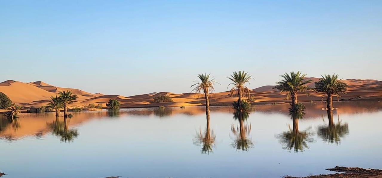 Hotel Oasis Luxury Camp à Merzouga Extérieur photo