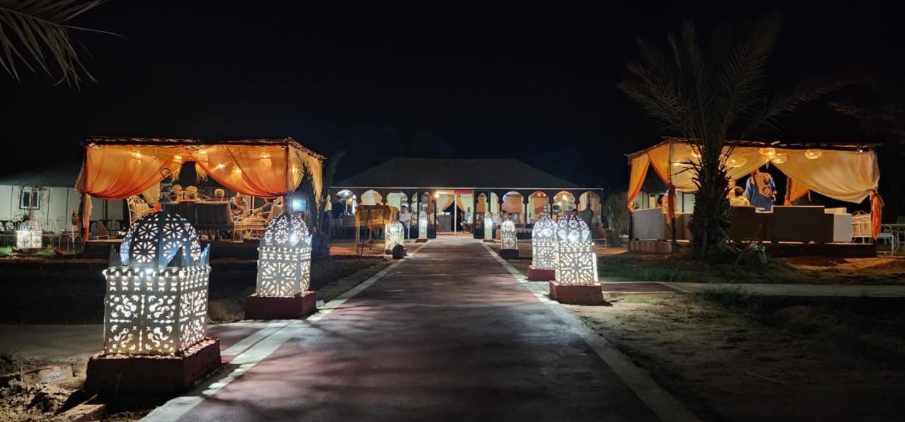 Hotel Oasis Luxury Camp à Merzouga Extérieur photo